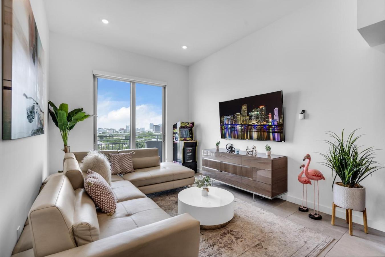 Urban Escape 3 Bed Unit Near Brickell And Wynwood Apartment Маями Екстериор снимка