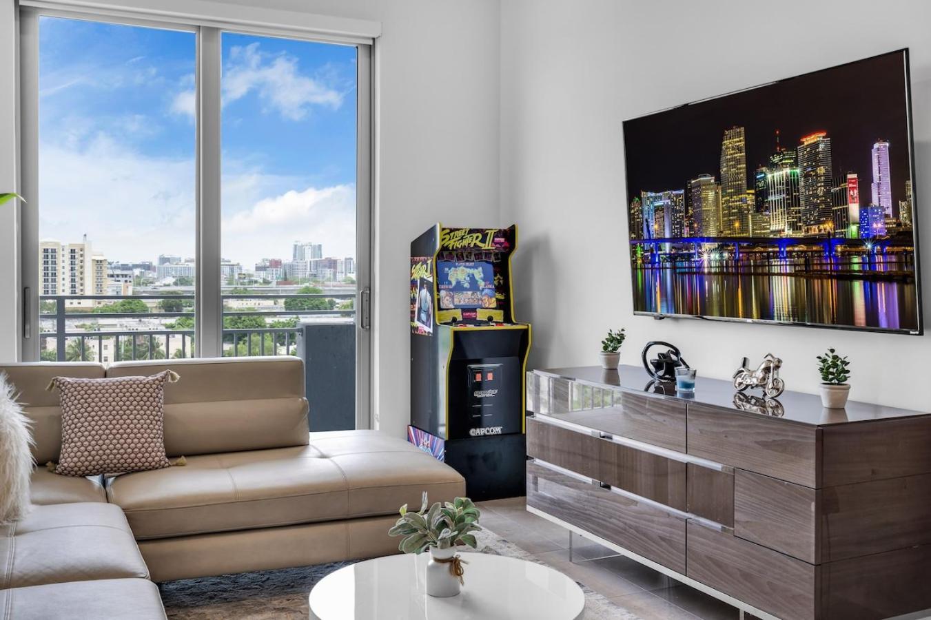 Urban Escape 3 Bed Unit Near Brickell And Wynwood Apartment Маями Екстериор снимка